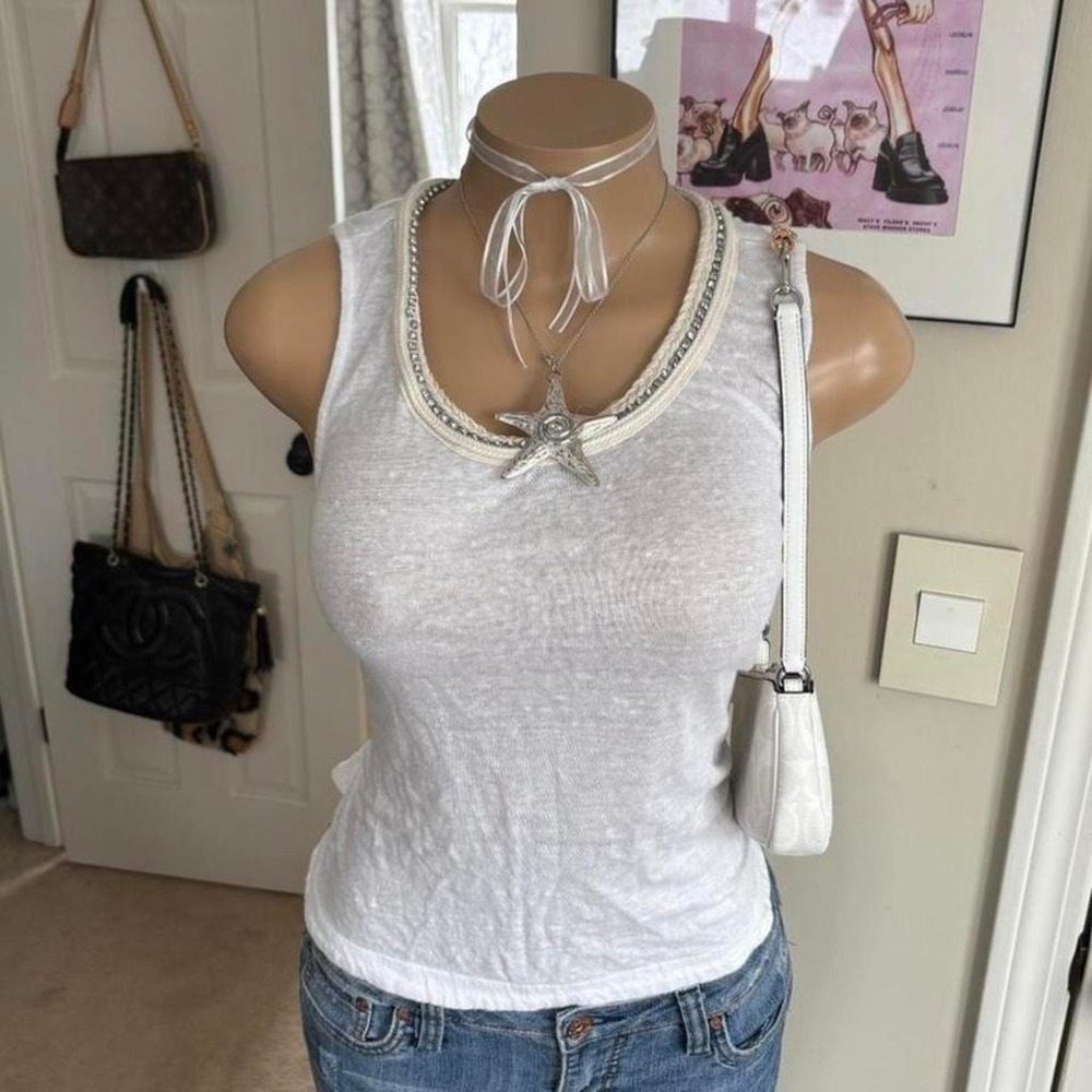 Ann Taylor White mcbling Beaded‎ Trim Tank